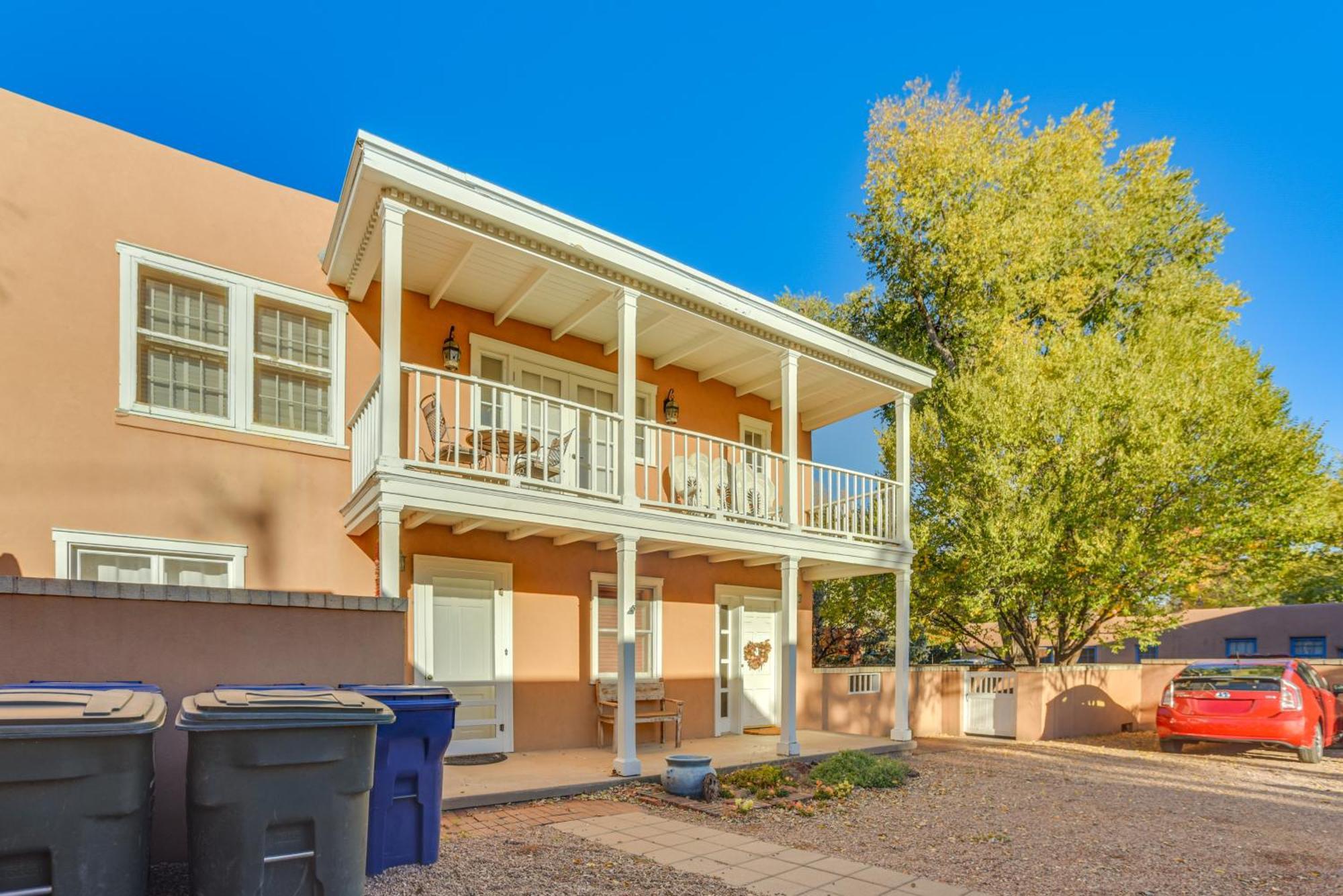 Walk To Plaza Historic Eastside Retreat Apartment *