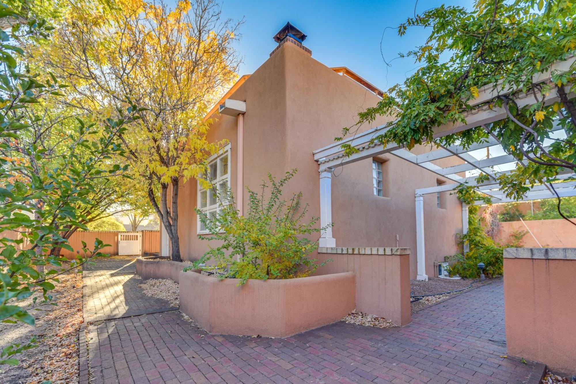 Walk To Plaza Historic Eastside Retreat Santa Fe